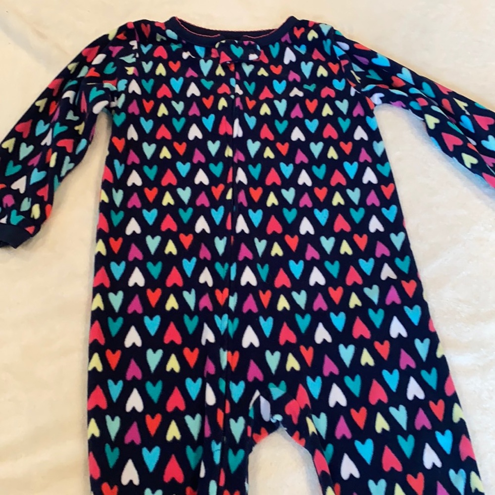Carter’s heart blanket sleeper/footed pajamas Size 4T